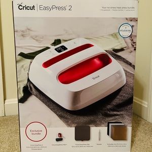 Cricut Easy Press 2 Bundle NEW